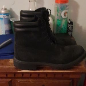 Black Timberland size 9 no box